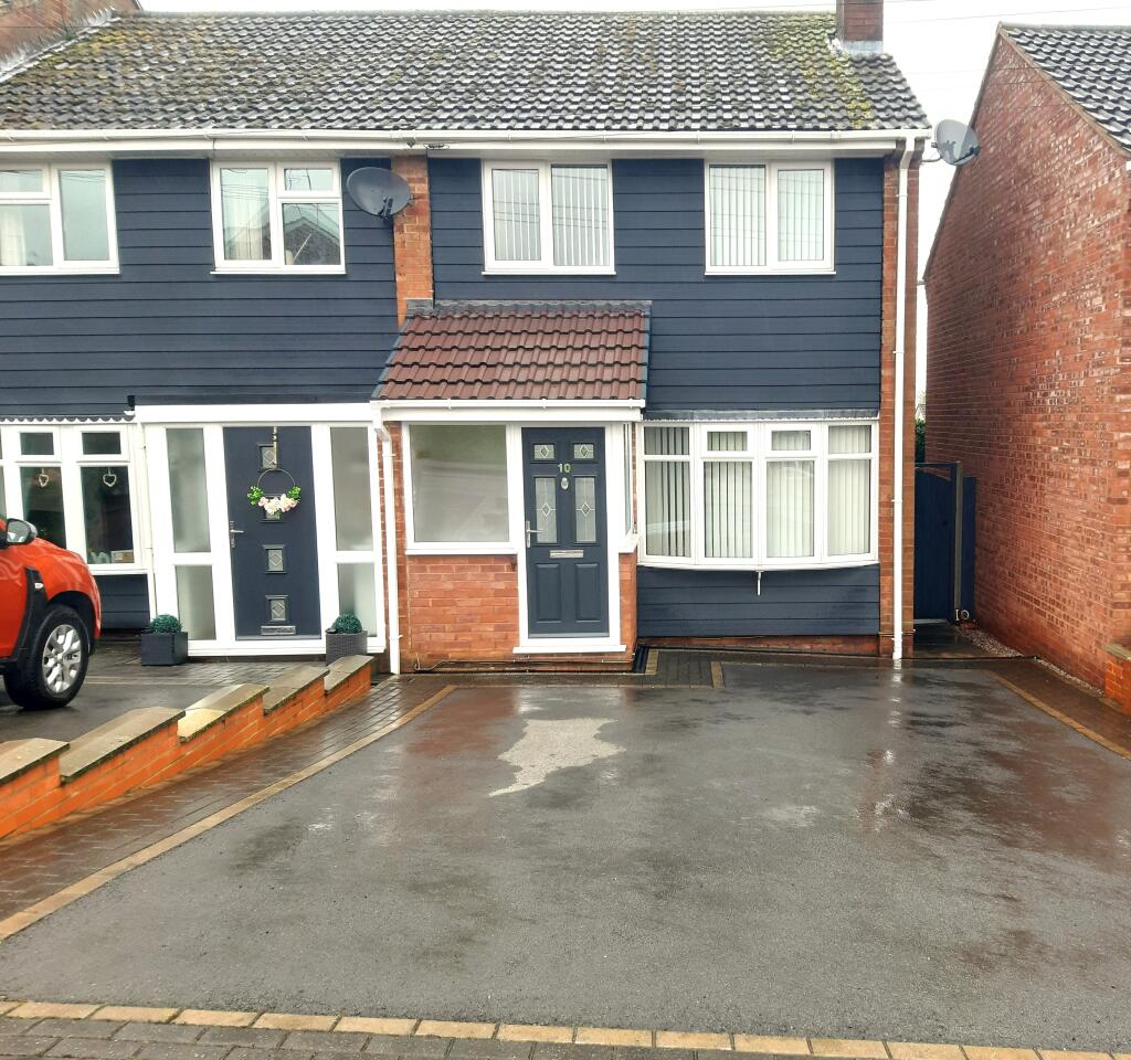 Main image of property: Goodere Avenue, Polesworth, B78