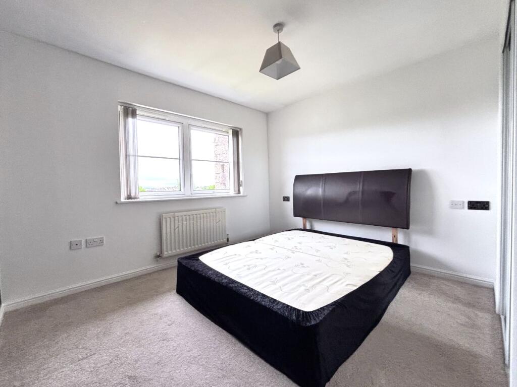 94 Inverewe Place, Dunfermline - View 6
