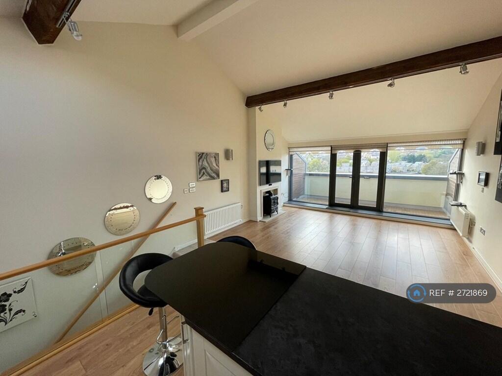 Additional image 5 of Meadow Road, Bradford, BD10