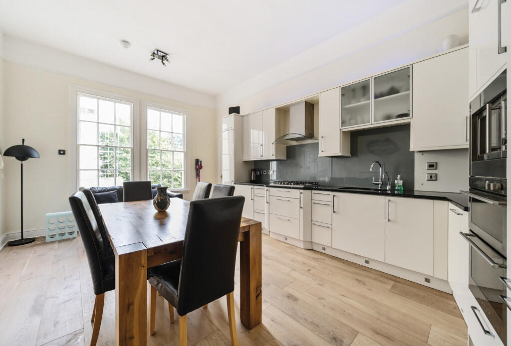 Main image of property: Bathwick Street, Bath, Somerset, BA2