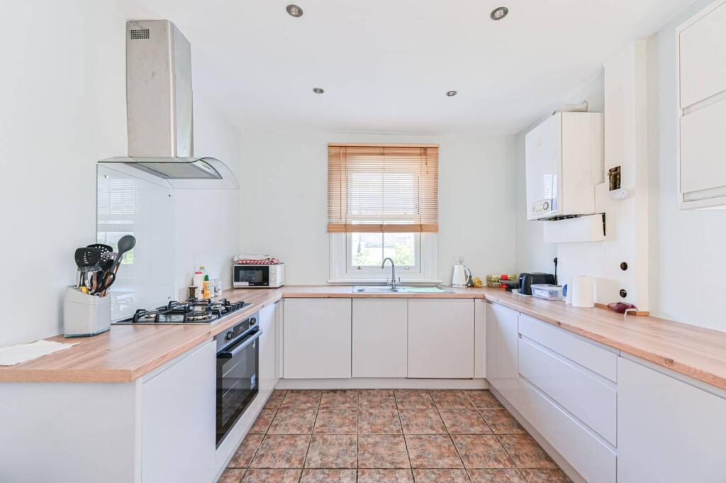 Main image of property: Gassiot Road, Tooting, London, SW17