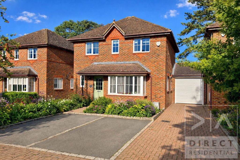 Main image of property: Gayton Close, Ashtead, KT21 2QJ