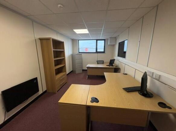 ROOM 6