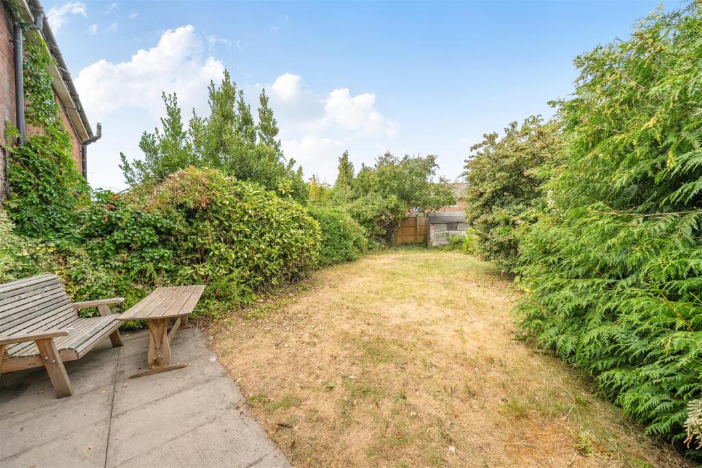 House in Basingstoke and Deane, Houndmills - View 4