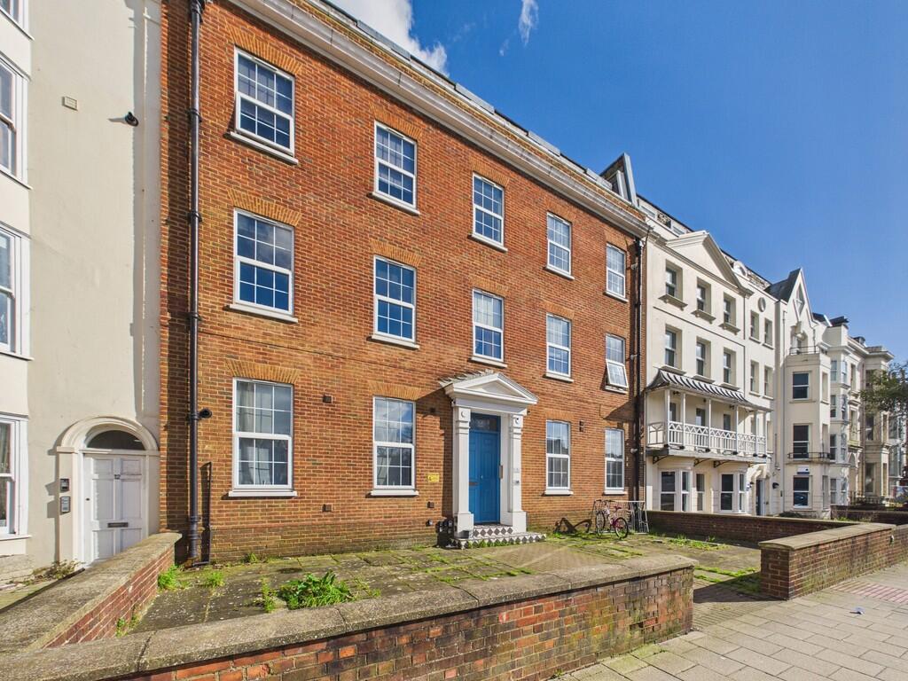 Main image of property: Richmond Place, Brighton, BN2 9NA