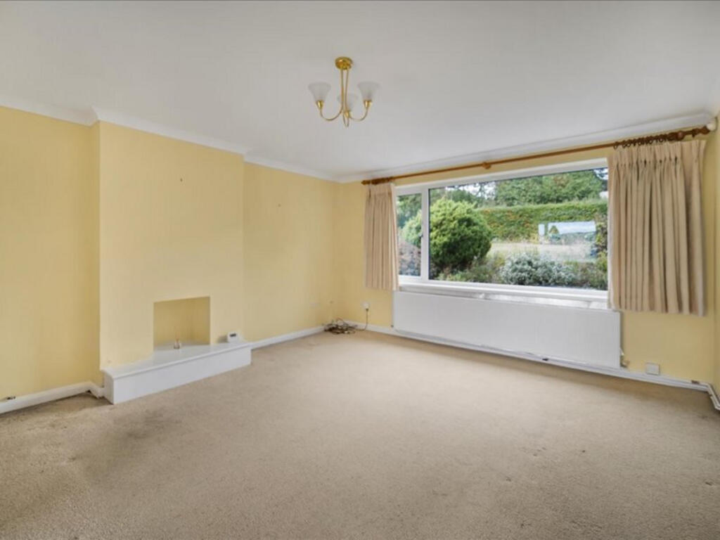 House in Abertridwr, Hendredenny, Penyrheol Trecenydd & Energlyn - View 2
