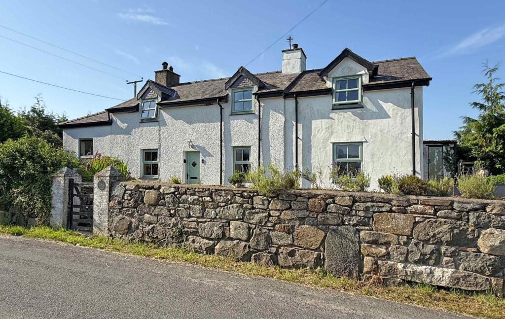 Main image of property: Golan, Garndolbenmaen, Gwynedd, LL51