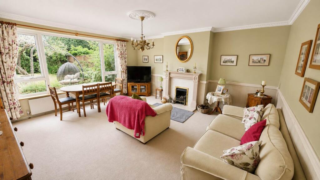 House in Hatfield, Oxlease - View 3