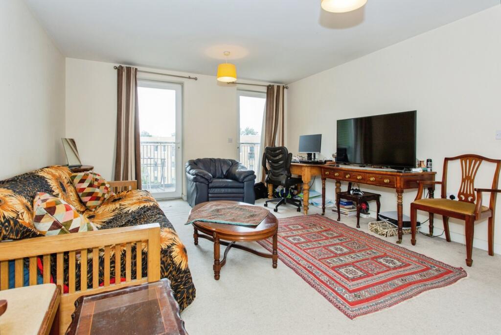 Main image of property: Warren Close, Cambridge, Cambridgeshire, CB2