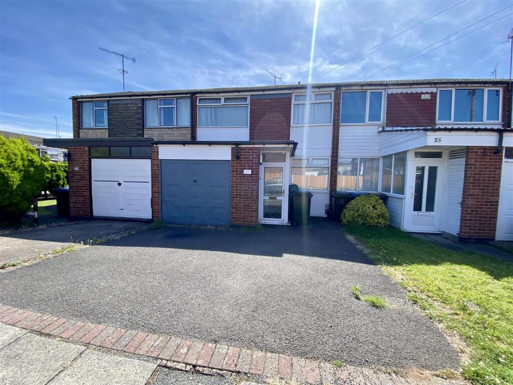 Main image of property: Hendre Close, Tile Hill, Coventry
