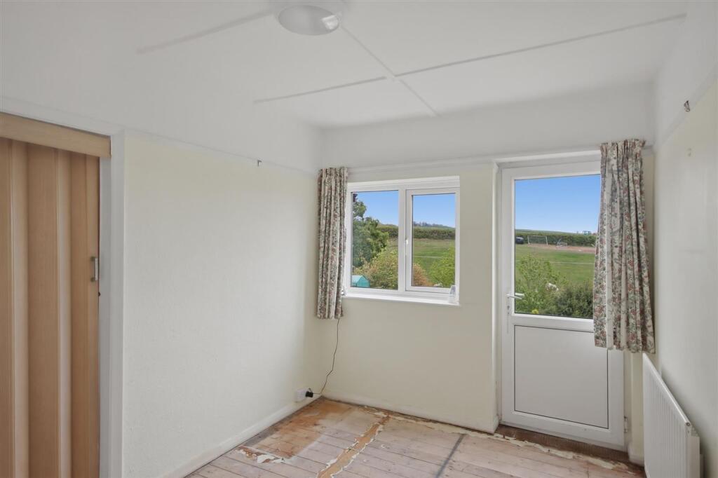 House in Sheffield - View 4