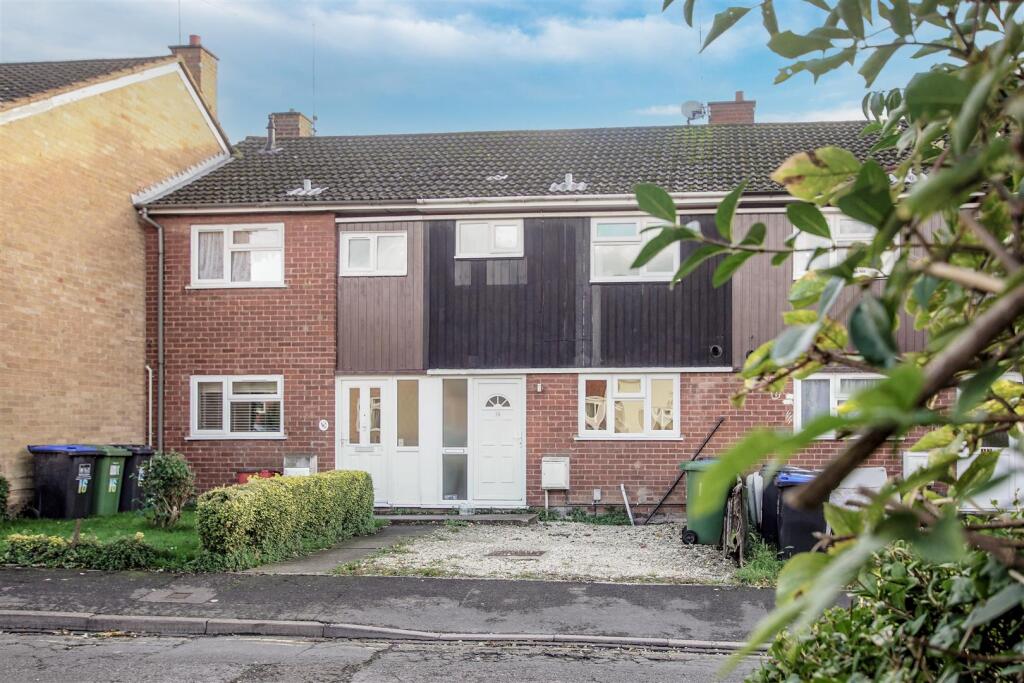 Main image of property: Monks Way, Warwick