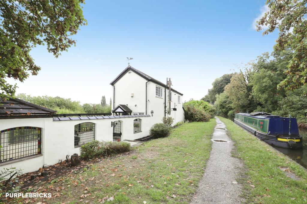House in Barnton, Northwich, Cheshire West and Chester - View 2
