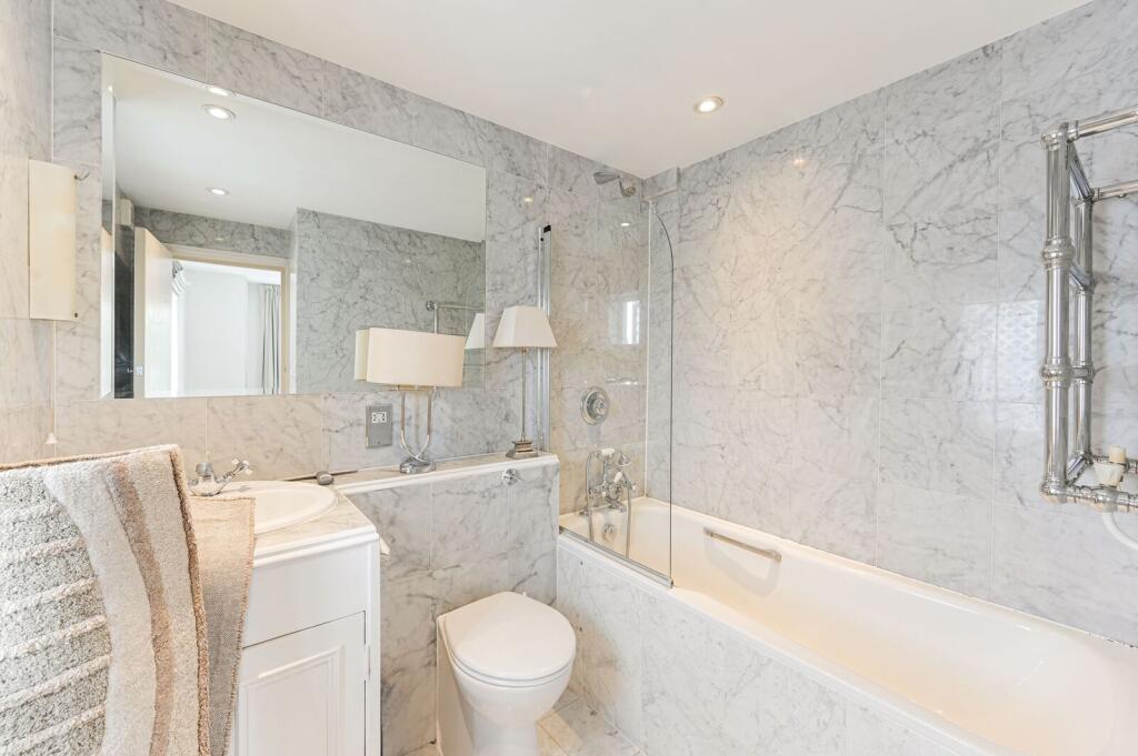 Apartment in London - View 5