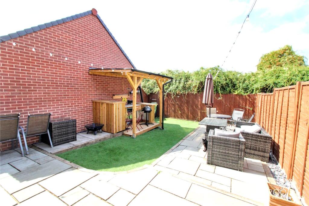 House in Reading - View 2