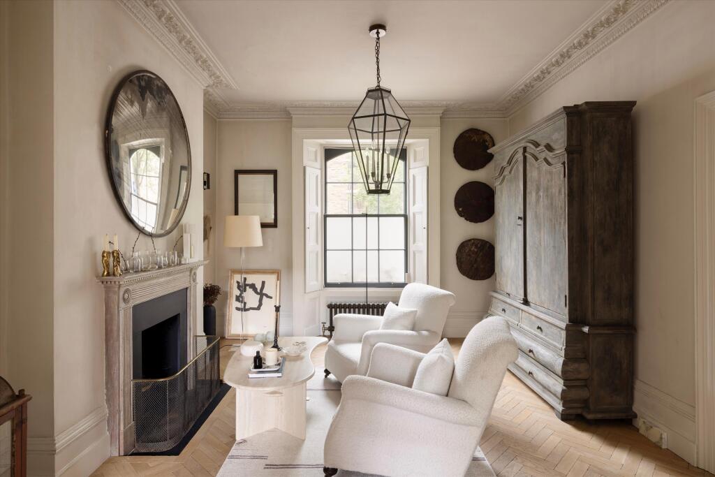 House in London, Angel, Highbury - More