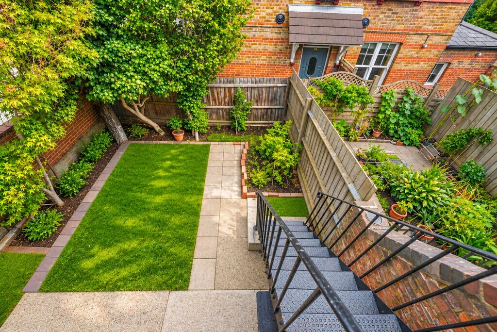 Apartment in London - View 3