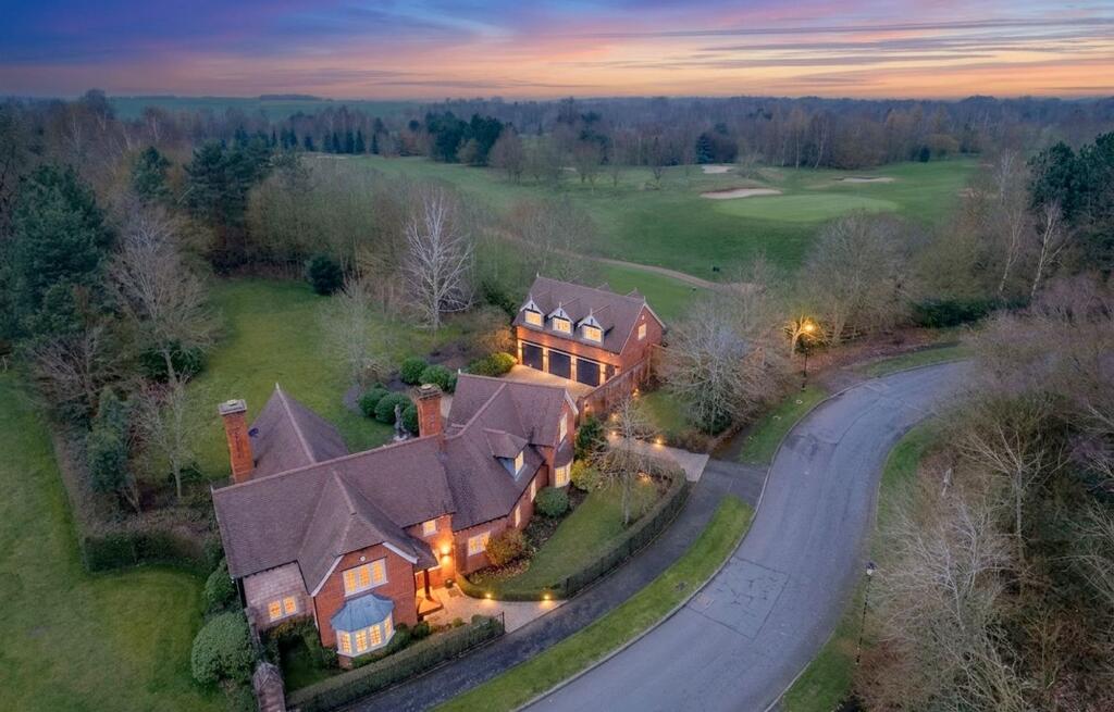 Main image of property: The Gatehouse, 1 St. Marys Drive, Whitegate, CW8 2EZ