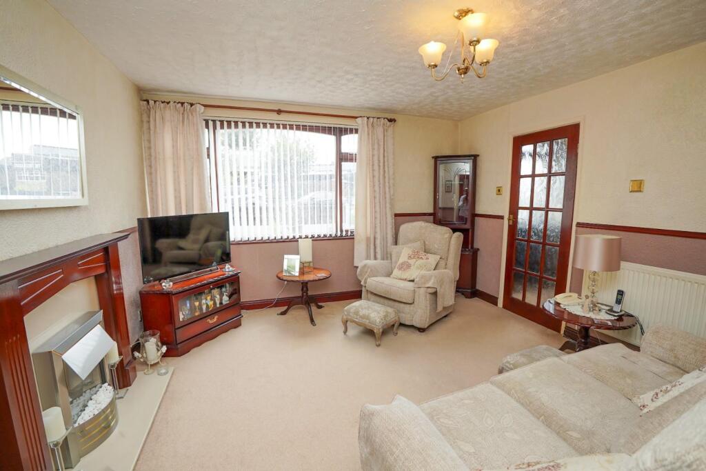 Clap Gate Lane, Goose Green, Wigan, WN3 6RN photo 3