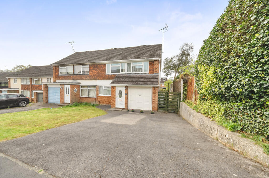 Main image of property: Curlew Drive, Tilehurst, Reading
