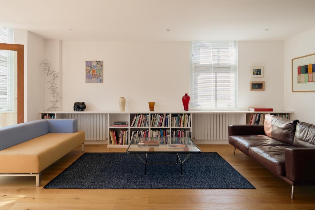 Apartment in Twickenham - View 5