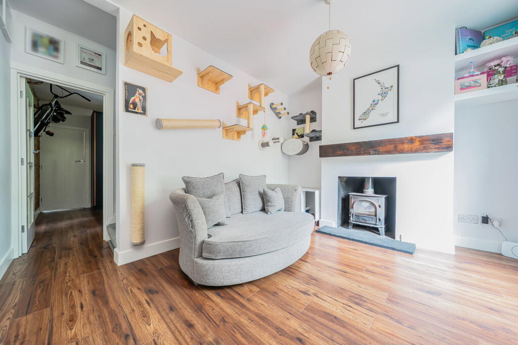 House in Chatham, Medway - View 5