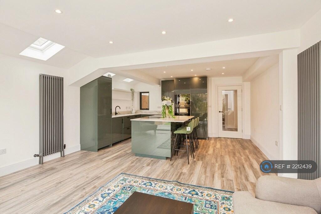 Main image of property: Hawarden Grove, London, SE24