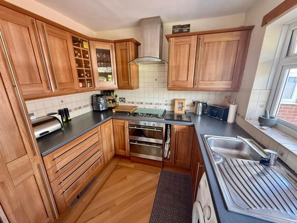 House in Stockport - View 4