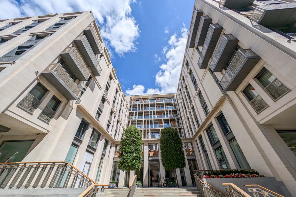 Main image of property: Milford House, 190 Strand, WC2R