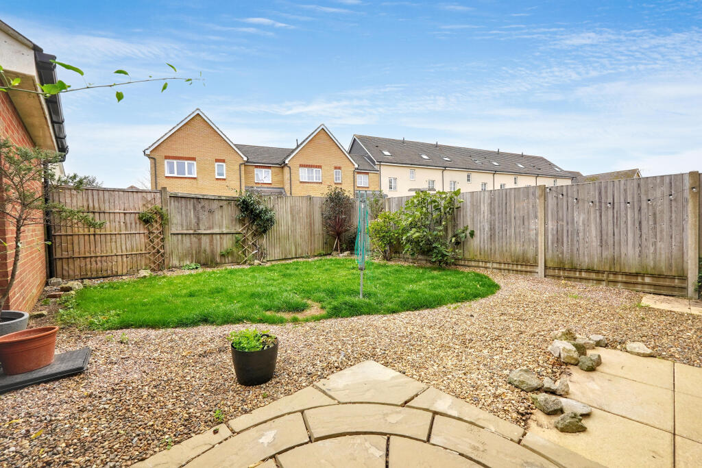 House in Hawkinge - View 2