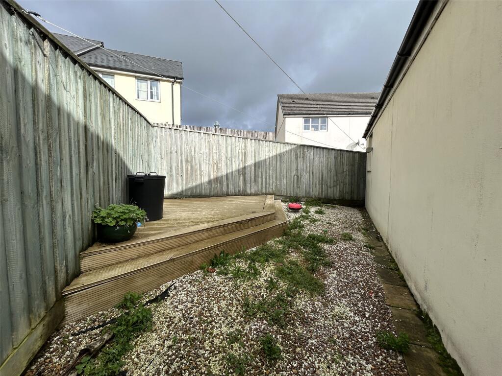 Penhole Drive, Launceston, Cornwall, PL15 photo 4