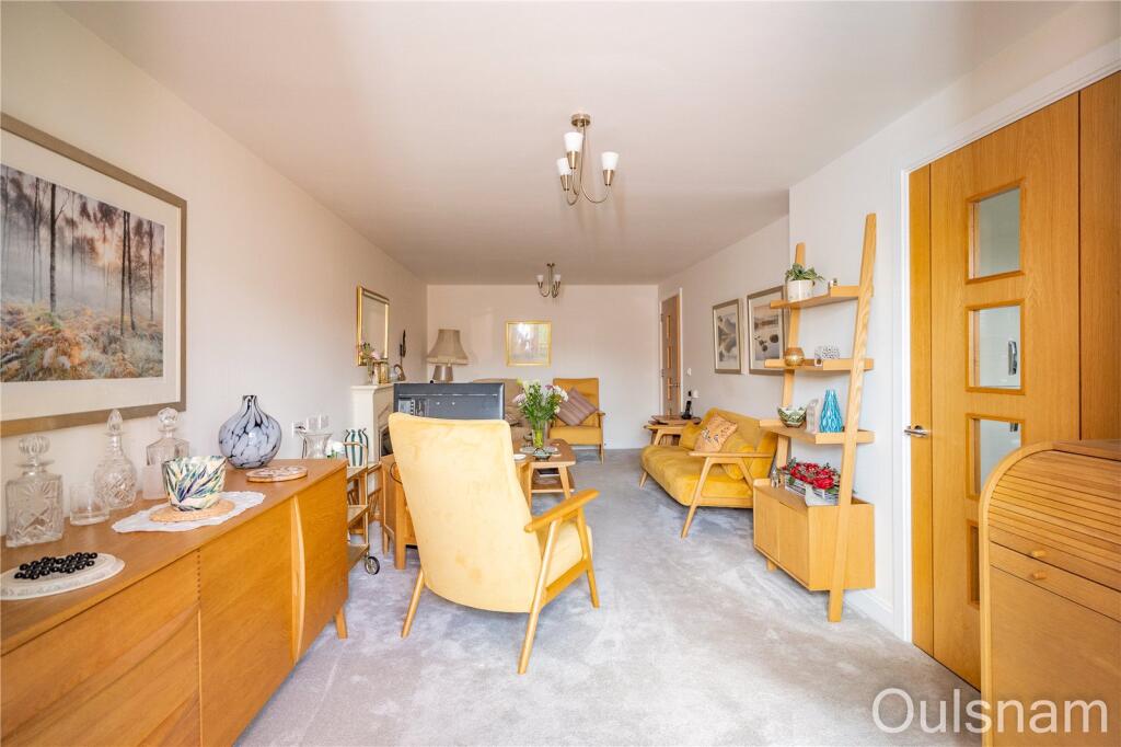 Apartment in Bromsgrove - More