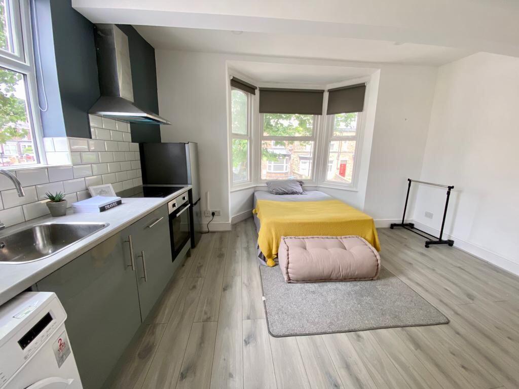 Apartment in Sheffield - View 2