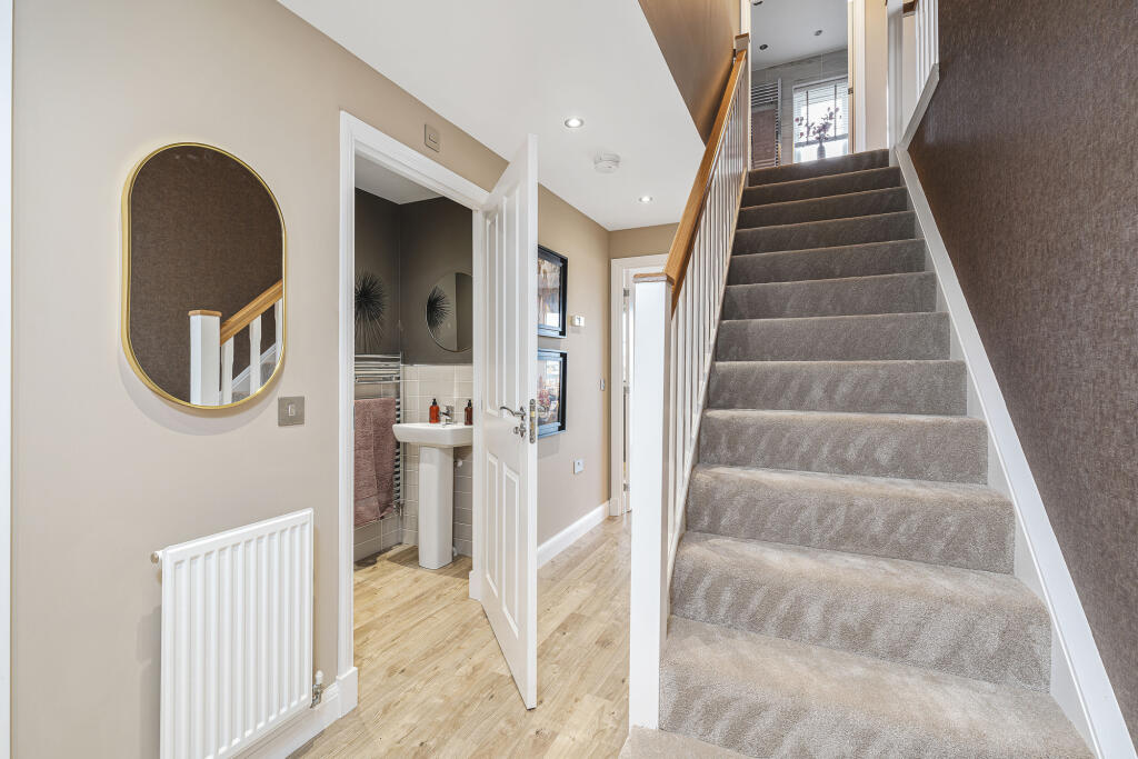 House in Glasgow, South Lanarkshire - View 5