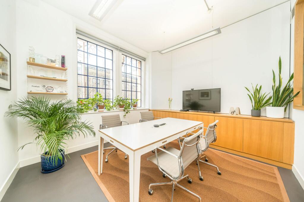 170172 Tower Bridge Road Ground Floor meeting room.jpg