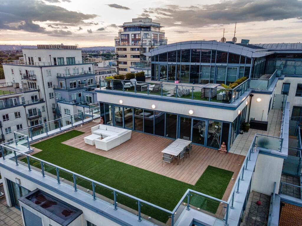 Main image of property: Boulevard Drive, London, NW9