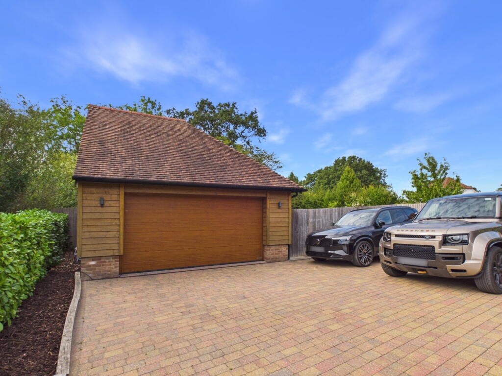 House in Ashford, Shadoxhurst - View 3