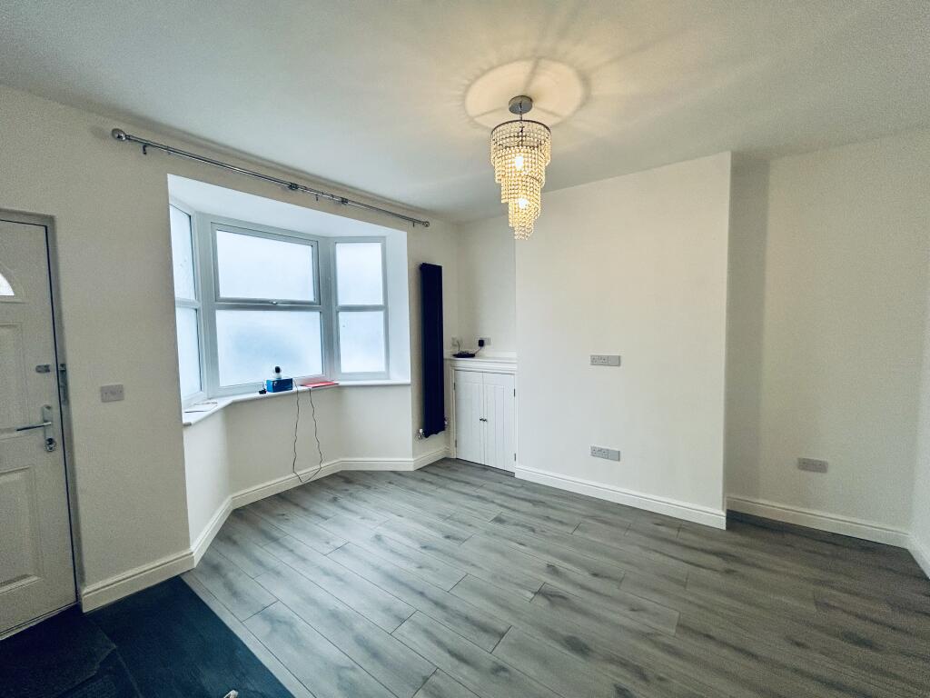 Main image of property: Ropery Road, GAINSBOROUGH, DN21 2TS