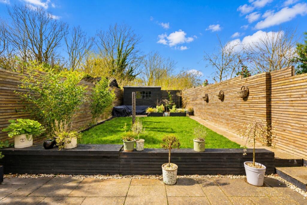 Campfield Road, St. Albans, Hertfordshire, AL1 photo 4