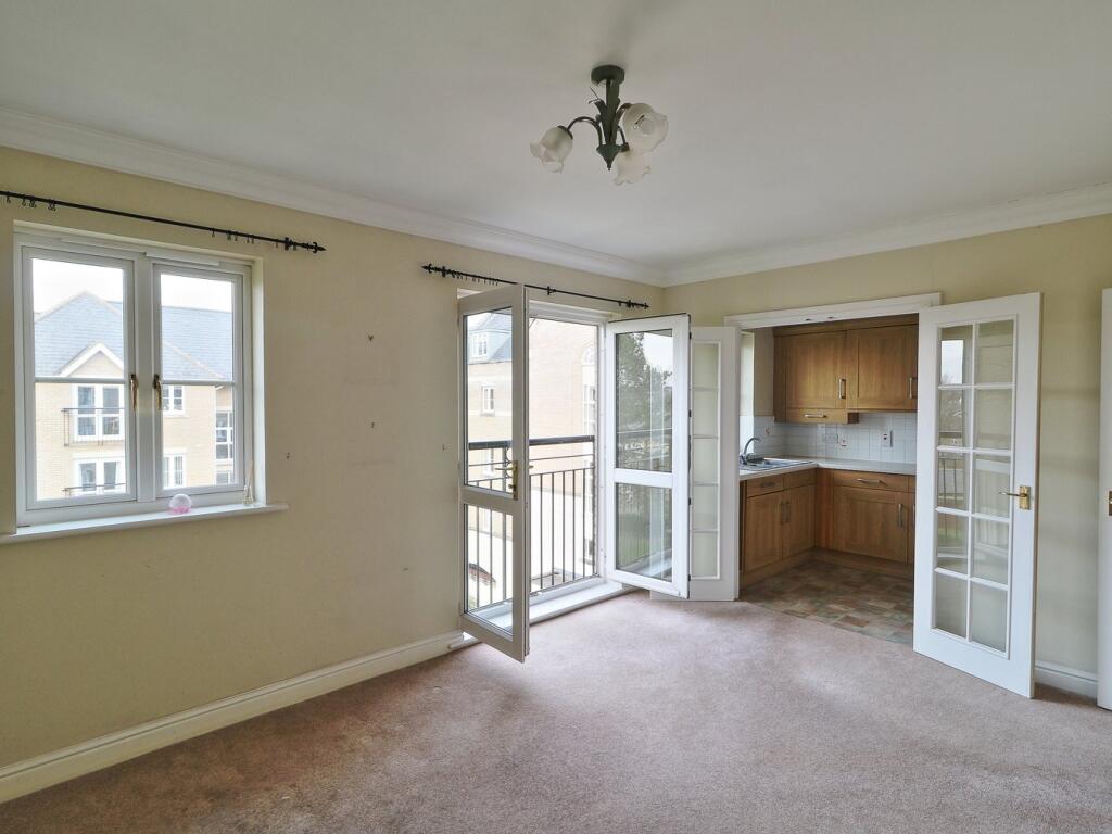 Crosshall Road, Eaton Ford, St Neots, PE19 photo 4