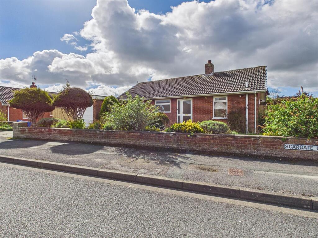 Main image of property: Scargate Close, Bridlington