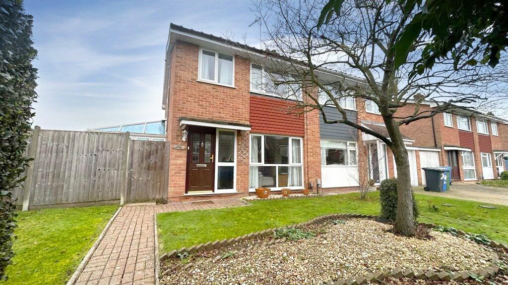 Main image of property: The Spinney, Yateley, Hampshire, GU46