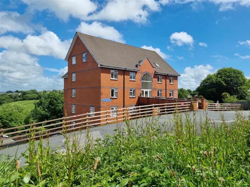 Main image of property: Tavistock Road, Launceston