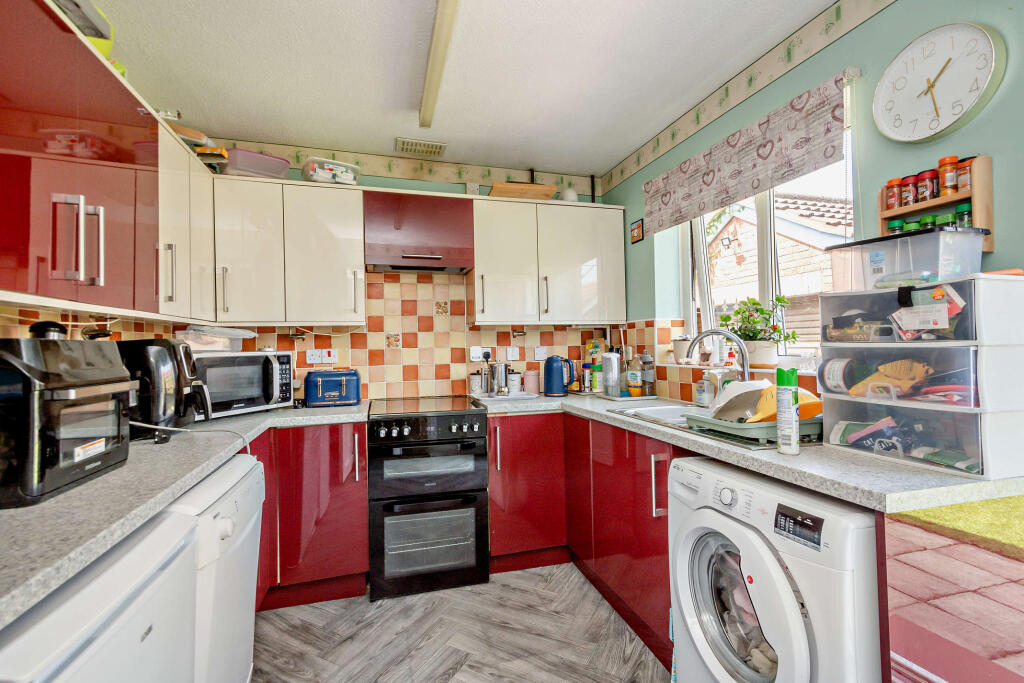 Robinswood Drive, Hull, HU7 photo 4