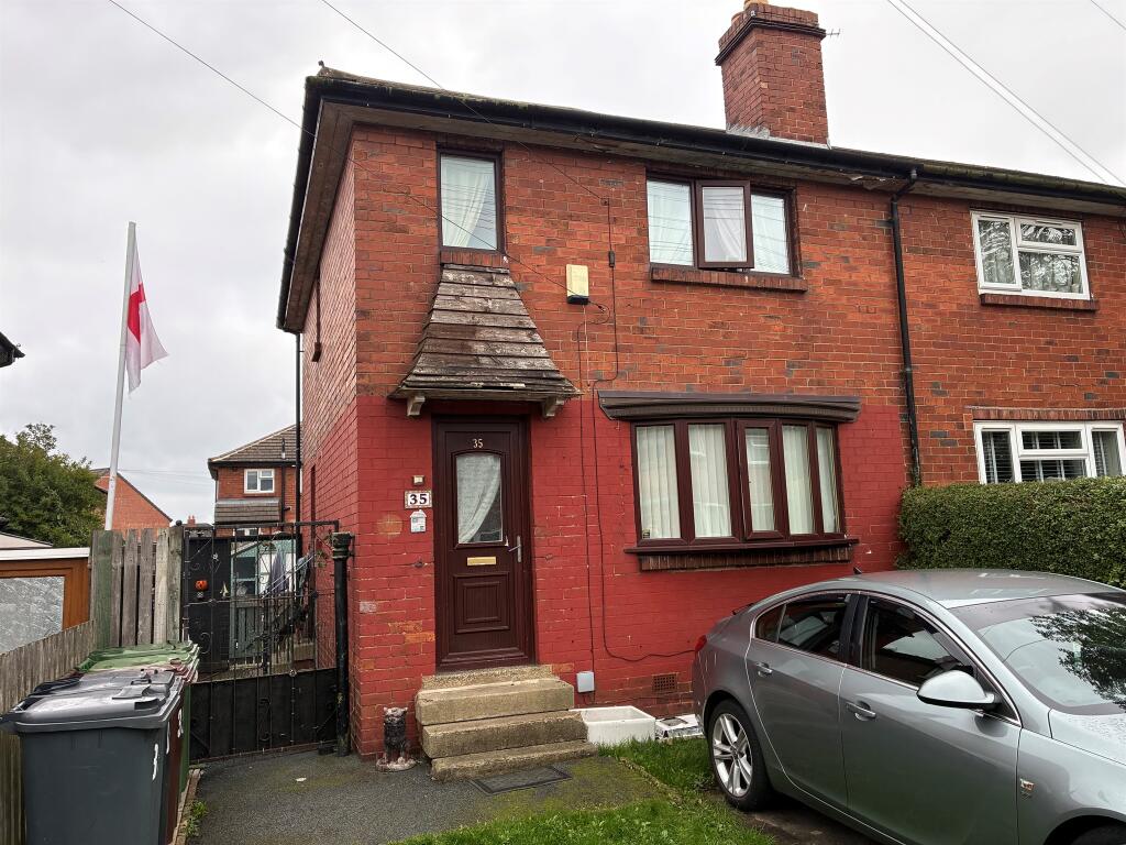 Main image of property: Sissons Grove, Leeds