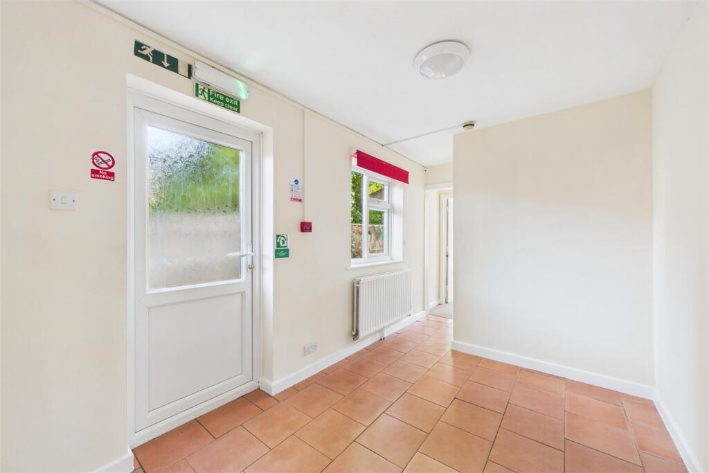 House in Chichester - View 5
