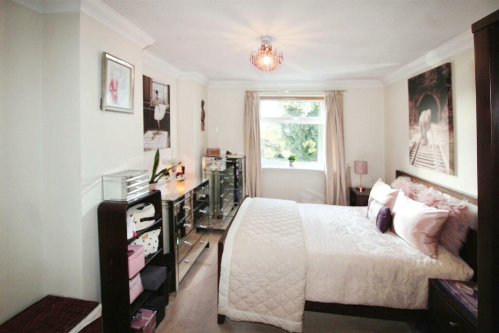 Additional image 10 of The Strone, Apperley Bridge, Bradford, BD10 0NZ