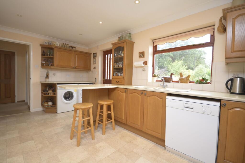 House in Ipswich - View 3