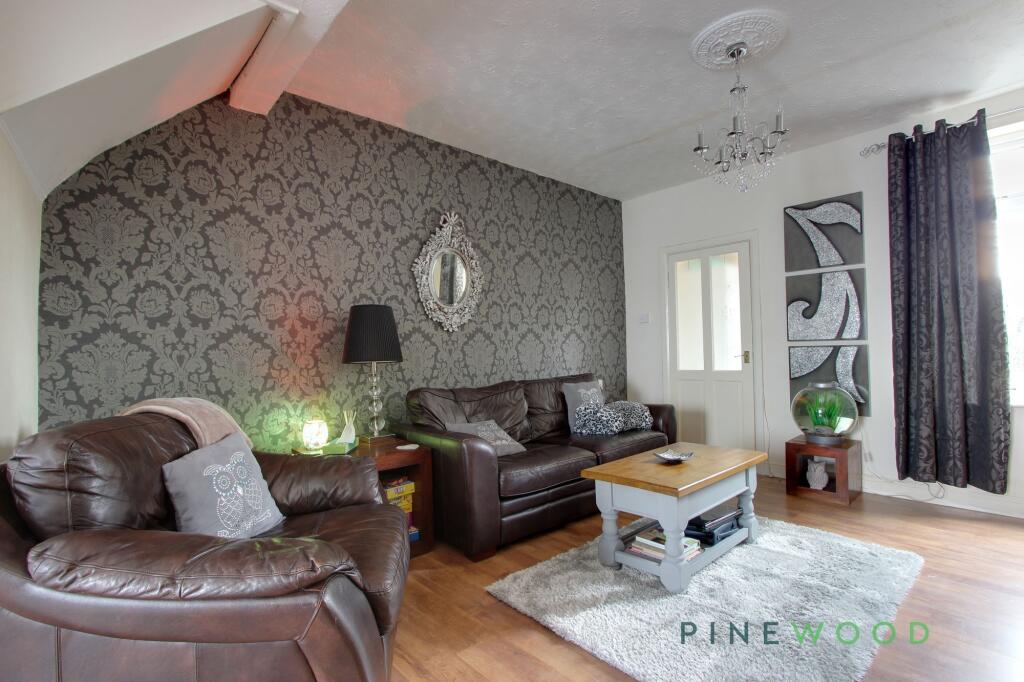House in Mansfield, Nottinghamshire - View 5
