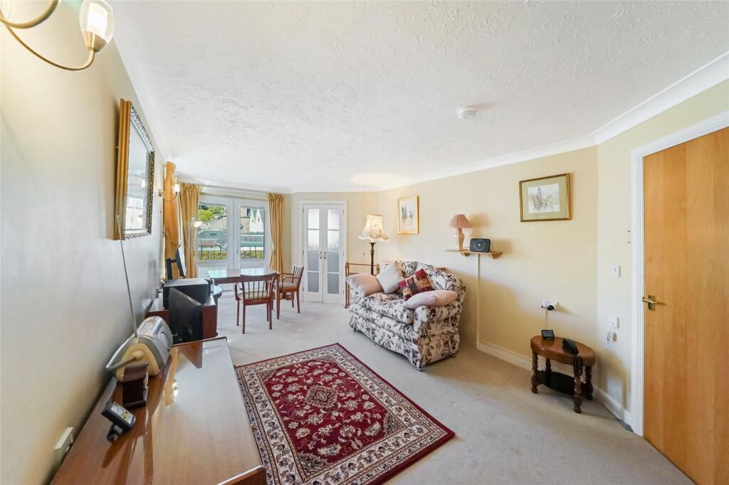 Apartment in Stirlingshire, Stirling - View 2